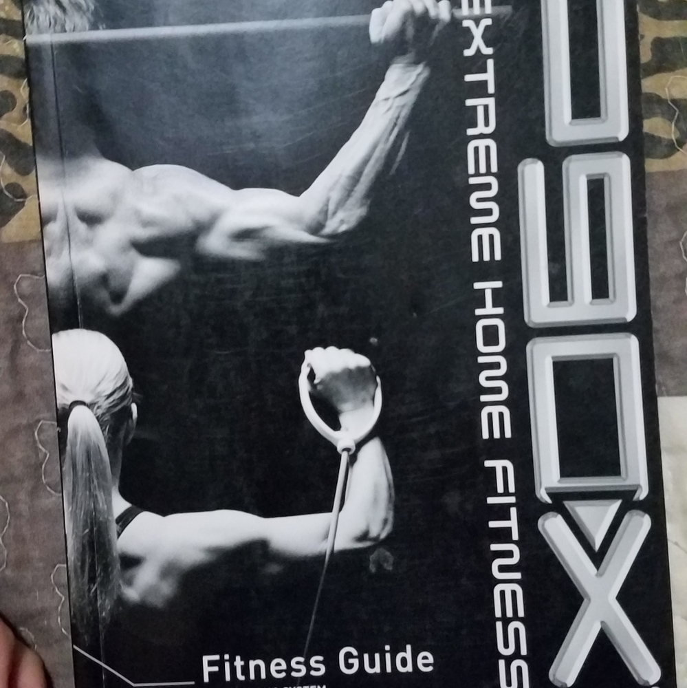 P90x fitness guide book